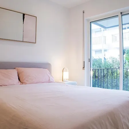 Casa Sim * Lagos